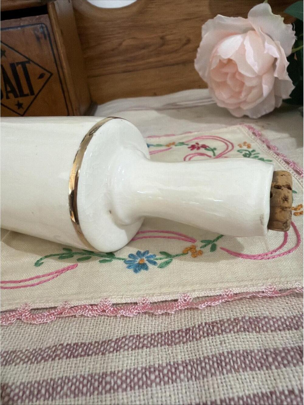 VTG 1930s Harker Pottery Ceramic Rolling Pin Amy Rose Floral Pastry Dough Roller - Picture 6 of 8